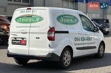 Грузовой фургон Ford Transit Connect 2015 в 