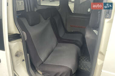 Мінівен Ford Transit Connect 2004 в 