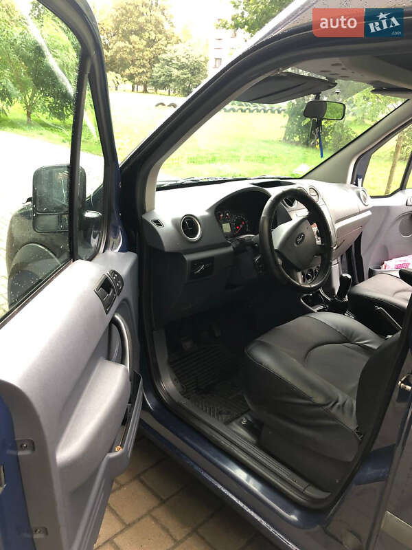 Мінівен Ford Transit Connect 2011 в Луцьку