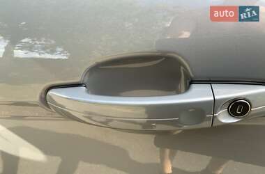 Минивэн Ford Transit Connect 2023 в 