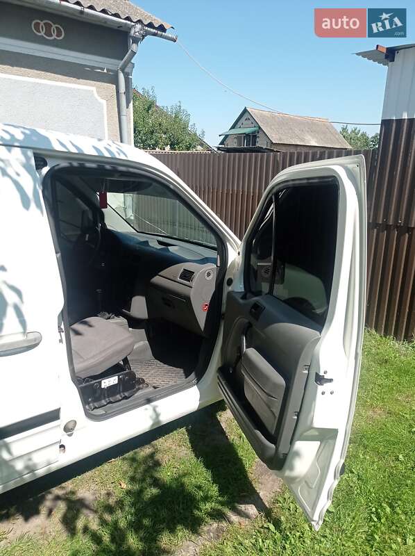 Грузовой фургон Ford Transit Connect 2003 в Козове