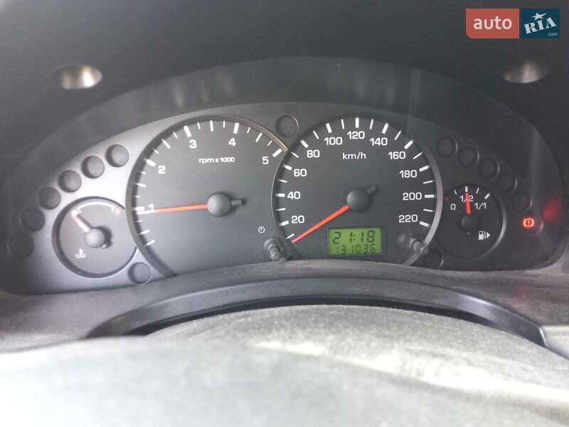 Мінівен Ford Transit Connect 2006 в Трипіллі