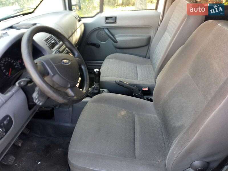 Мінівен Ford Transit Connect 2006 в Трипіллі