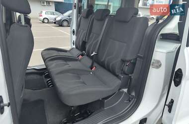 Минивэн Ford Transit Connect 2017 в 