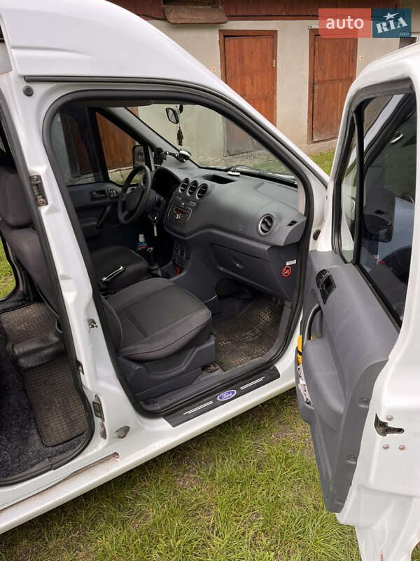 Мінівен Ford Transit Connect 2009 в Бродах