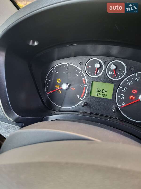 Вантажний фургон Ford Transit Connect 2011 в Софіївській Борщагівці фото 14 Вантажний фургон Ford Transit Connect 2011 в Софіївській Борщагівці