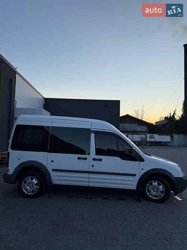 Мінівен Ford Transit Connect 2008 в Чернівцях