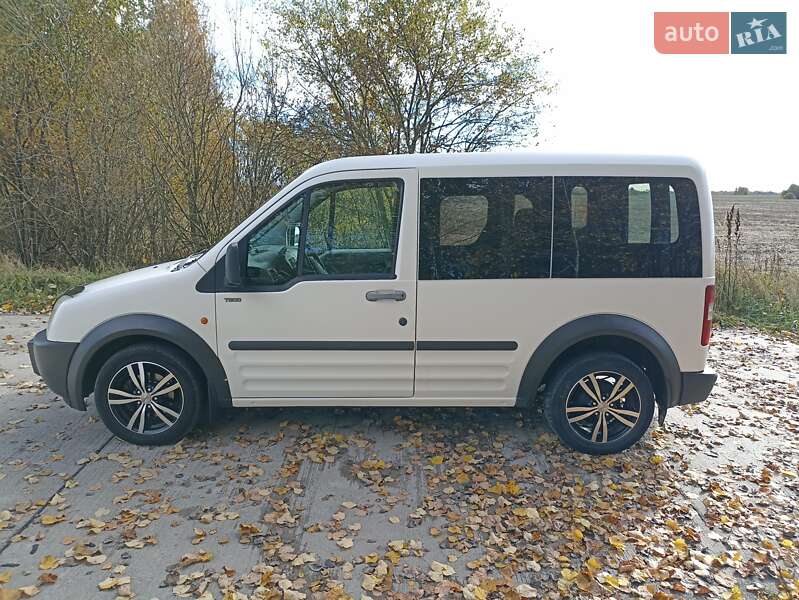 Минивэн Ford Transit Connect 2006 в Коростене
