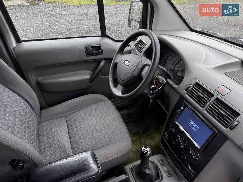Минивэн Ford Transit Connect 2005 в Ужгороде
