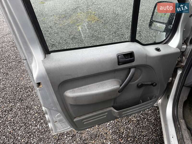 Минивэн Ford Transit Connect 2005 в Ужгороде