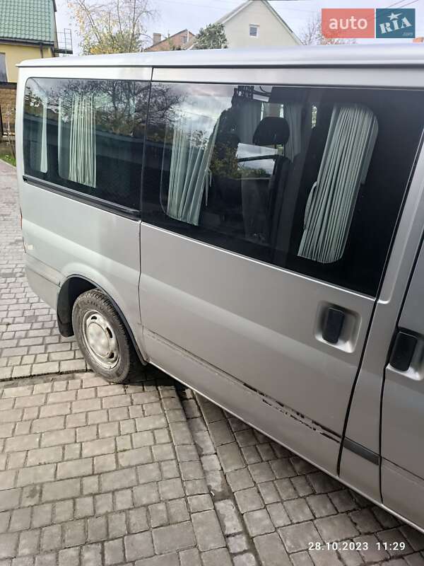 Мінівен Ford Transit Connect 2004 в Рівному