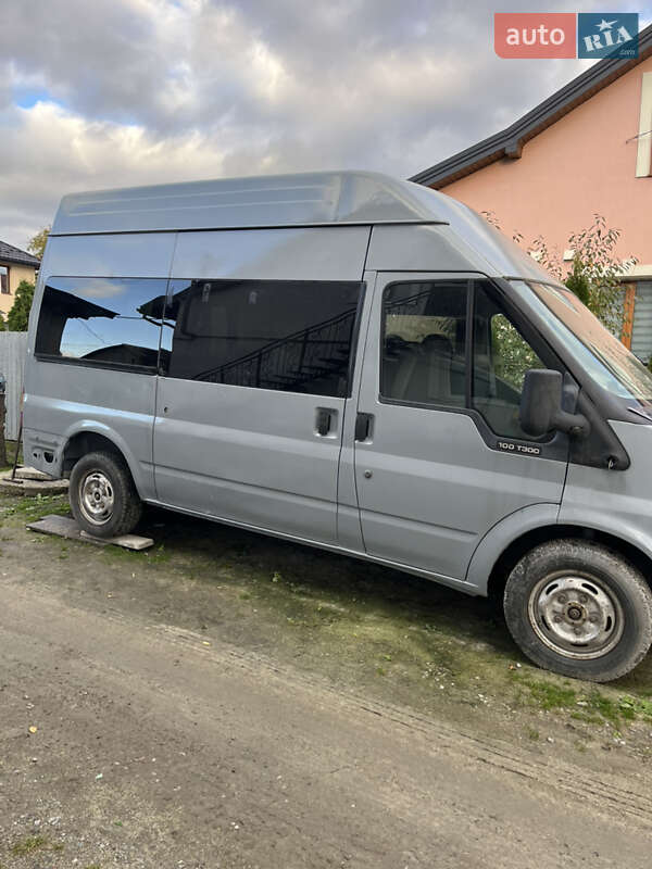 Ford Transit Connect 2002