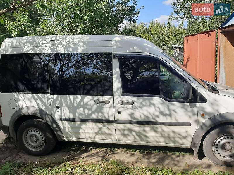 Мінівен Ford Transit Connect 2006 в Лебедині