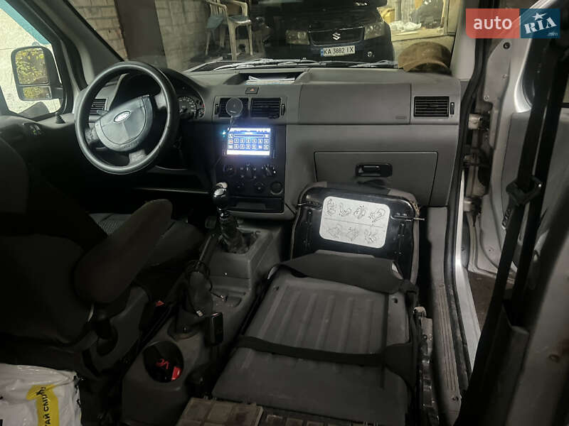 Вантажний фургон Ford Transit Connect 2004 в Києві фото 10 Вантажний фургон Ford Transit Connect 2004 в Києві