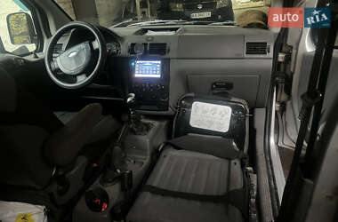 Грузовой фургон Ford Transit Connect 2004 в  фото 10 Грузовой фургон Ford Transit Connect 2004 в