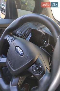 Минивэн Ford Transit Connect 2016 в 