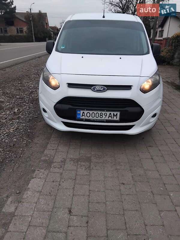 Вантажний фургон Ford Transit Connect 2014 в Тячеві