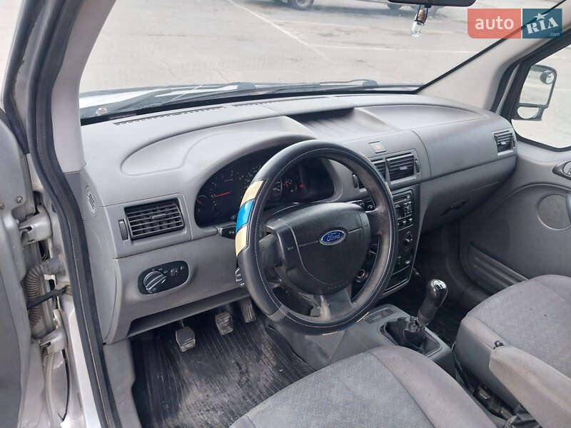 Грузовой фургон Ford Transit Connect 2006 в Николаеве