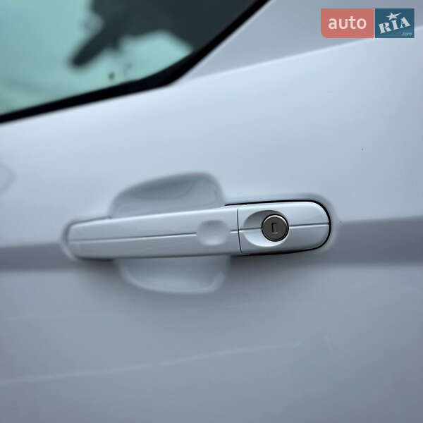 Грузовой фургон Ford Transit Connect 2021 в Киеве