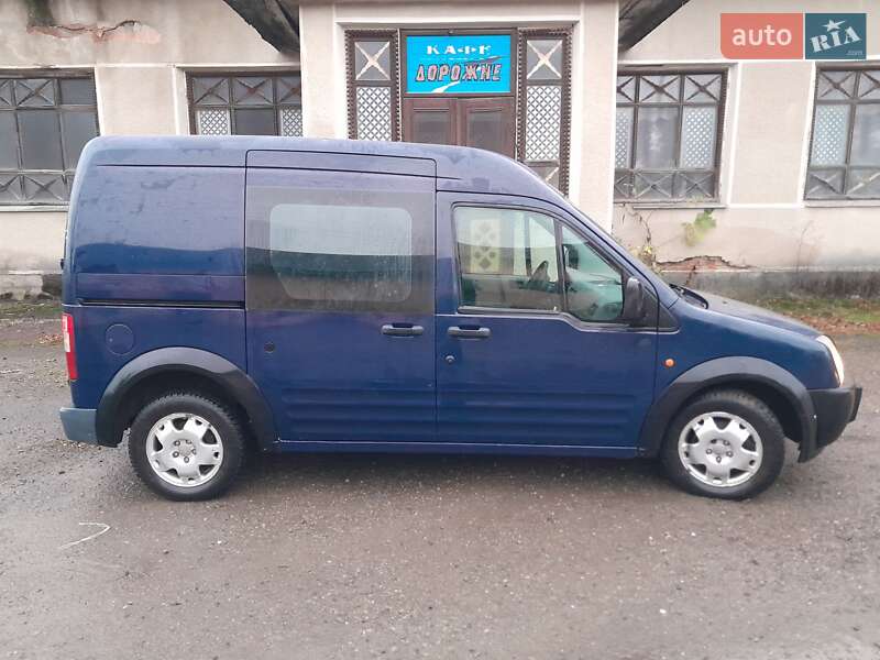 Вантажний фургон Ford Transit Connect 2003 в Косові