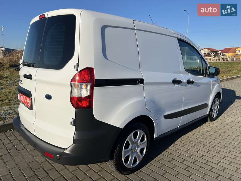 Грузовой фургон Ford Transit Connect 2020 в Львове