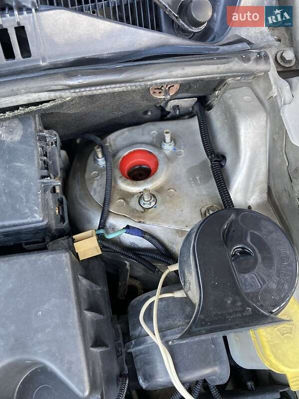 Грузовой фургон Ford Transit Connect 2006 в Рокитном