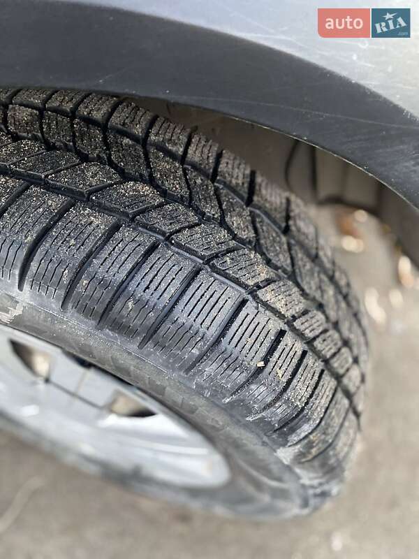 Грузовой фургон Ford Transit Connect 2006 в Рокитном