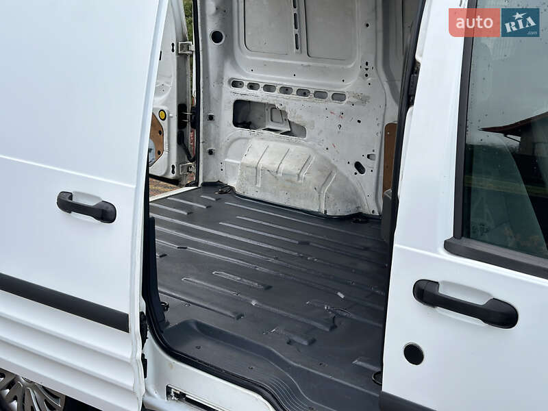 Грузовой фургон Ford Transit Connect 2013 в Луцке фото 6 Грузовой фургон Ford Transit Connect 2013 в Луцке