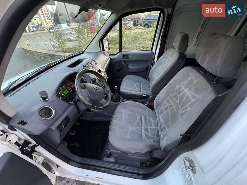 Інші вантажівки Ford Transit Connect 2011 в Дніпрі фото 17 Інші вантажівки Ford Transit Connect 2011 в Дніпрі