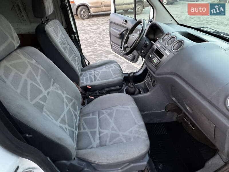 Інші вантажівки Ford Transit Connect 2011 в Дніпрі фото 23 Інші вантажівки Ford Transit Connect 2011 в Дніпрі