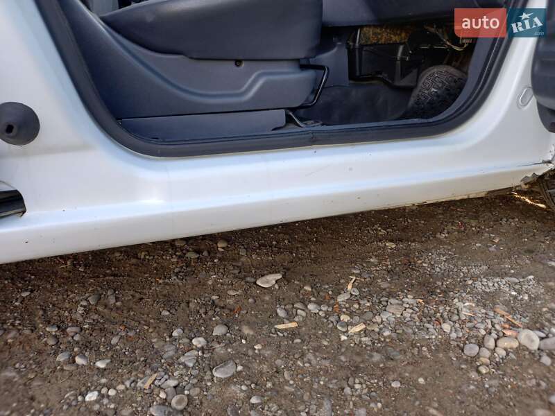 Грузовой фургон Ford Transit Connect 2007 в Виноградове фото 17 Грузовой фургон Ford Transit Connect 2007 в Виноградове