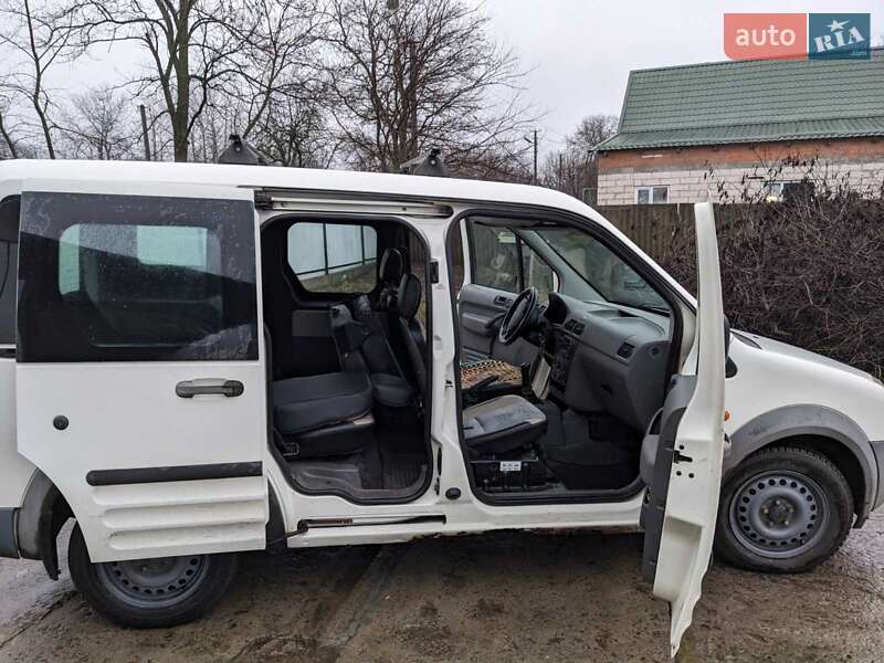 Минивэн Ford Transit Connect 2005 в Киеве фото 5 Минивэн Ford Transit Connect 2005 в Киеве