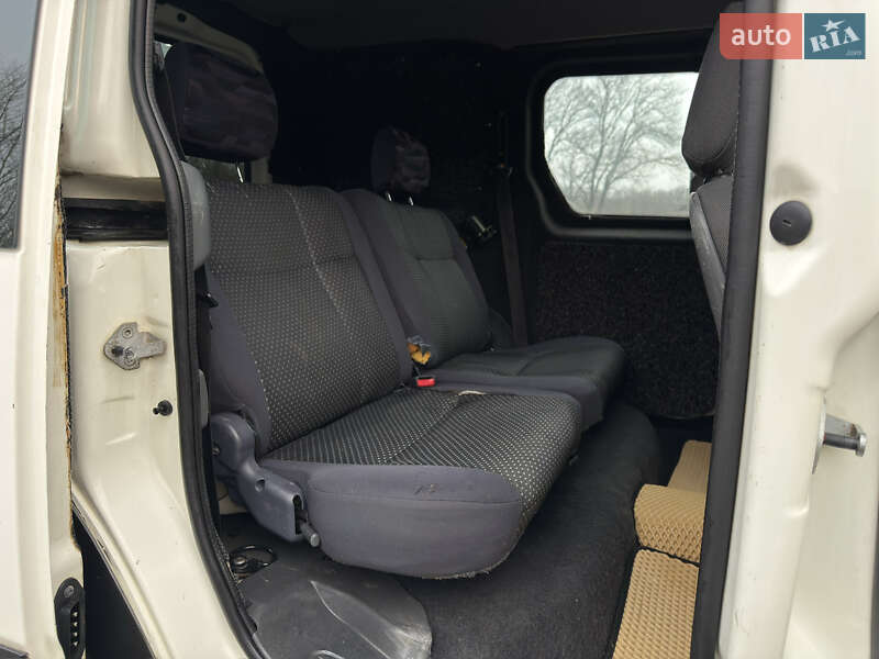 Минивэн Ford Transit Connect 2003 в Черновцах