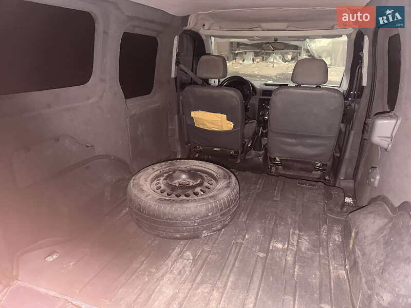 Минивэн Ford Transit Connect 2003 в Ровно фото 5 Минивэн Ford Transit Connect 2003 в Ровно