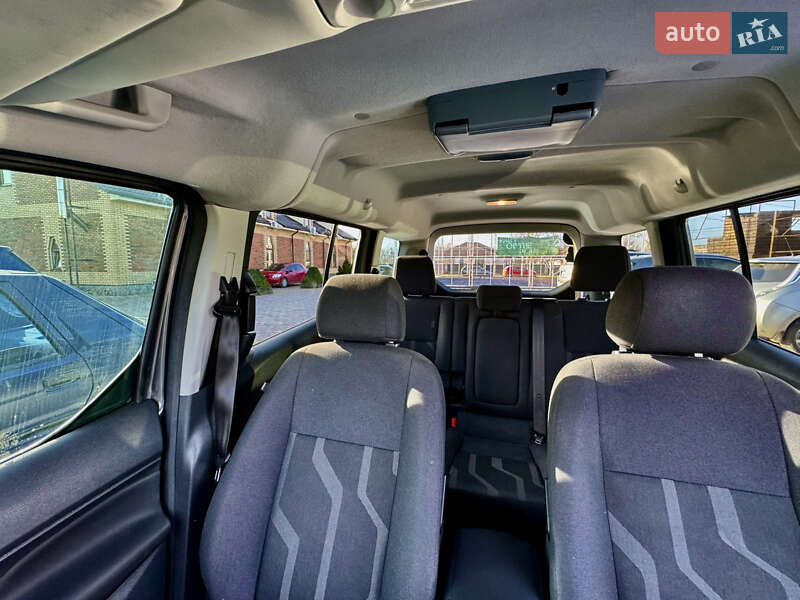 Мінівен Ford Transit Connect 2016 в Черкасах