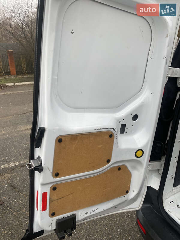 Грузовой фургон Ford Transit Connect 2015 в Борисполе фото 10 Грузовой фургон Ford Transit Connect 2015 в Борисполе