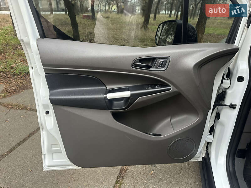 Грузовой фургон Ford Transit Connect 2019 в Киеве
