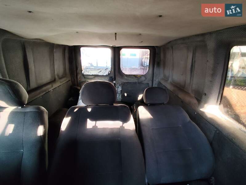 Минивэн Ford Transit Connect 2004 в Киеве