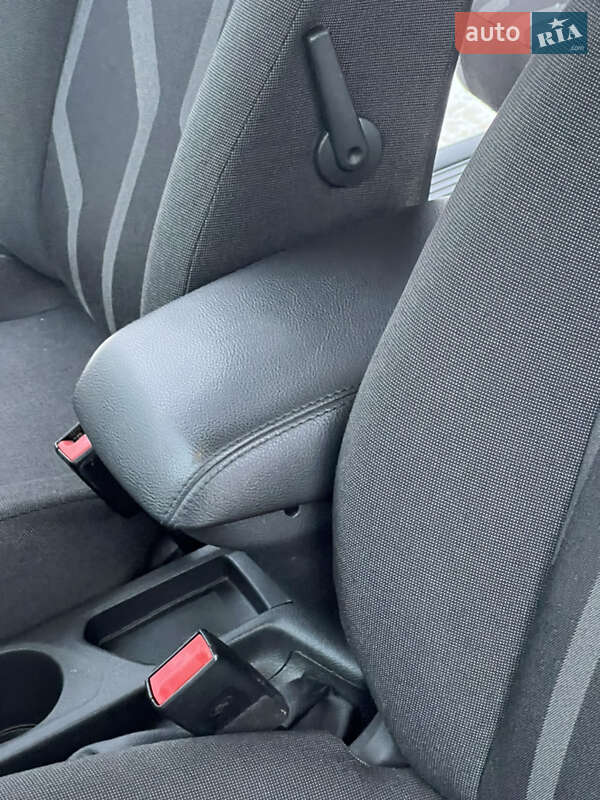 Мінівен Ford Transit Connect 2017 в Житомирі