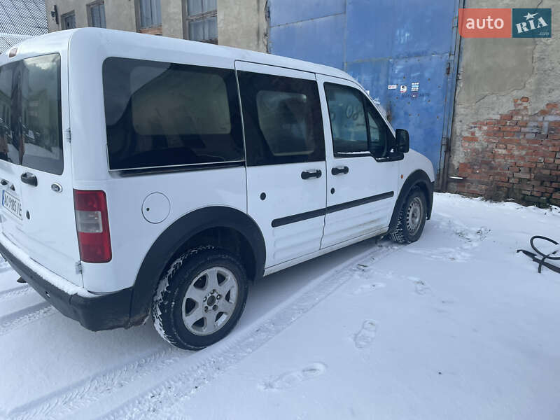 Минивэн Ford Transit Connect 2008 в Межгорье
