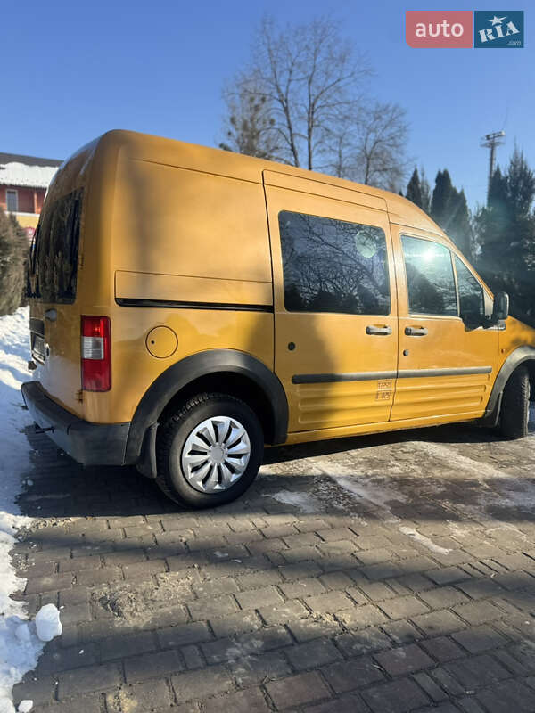 Мінівен Ford Transit Connect 2003 в Самборі