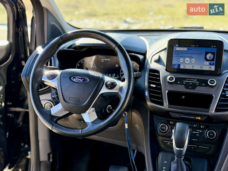 Минивэн Ford Transit Connect 2018 в Одессе