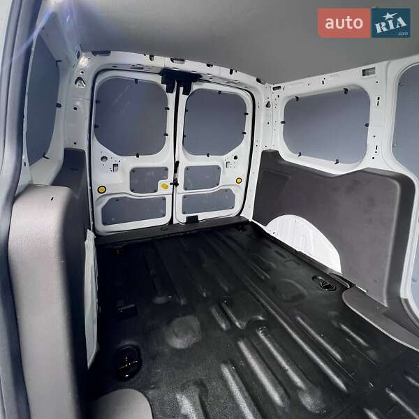 Грузовой фургон Ford Transit Connect 2019 в Киеве фото 39 Грузовой фургон Ford Transit Connect 2019 в Киеве
