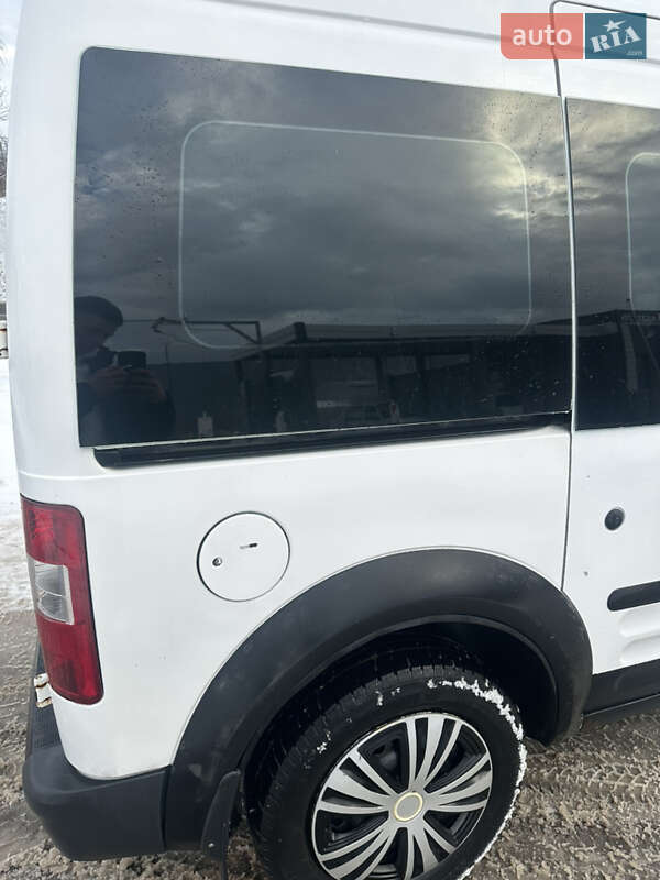 Мінівен Ford Transit Connect 2006 в Долині