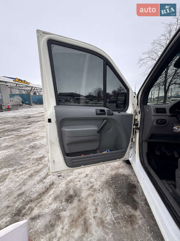 Мінівен Ford Transit Connect 2005 в Білій Церкві