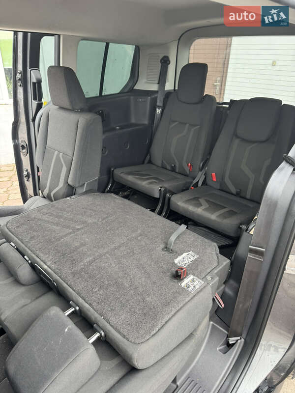 Минивэн Ford Transit Connect 2016 в Киеве