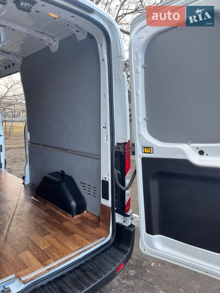 Вантажний фургон Ford Transit Connect 2014 в Царичанці