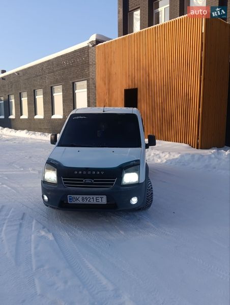 Минивэн Ford Transit Connect 2010 в Сарнах
