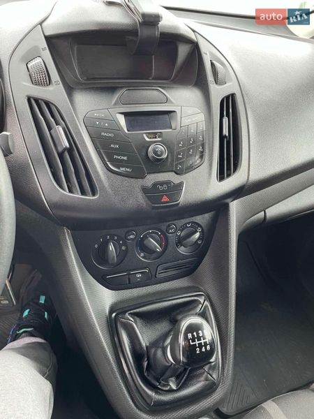 Вантажний фургон Ford Transit Connect 2015 в Монастирищеві