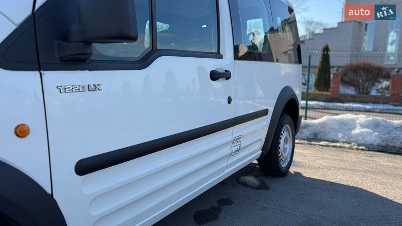 Мінівен Ford Transit Connect 2005 в Житомирі